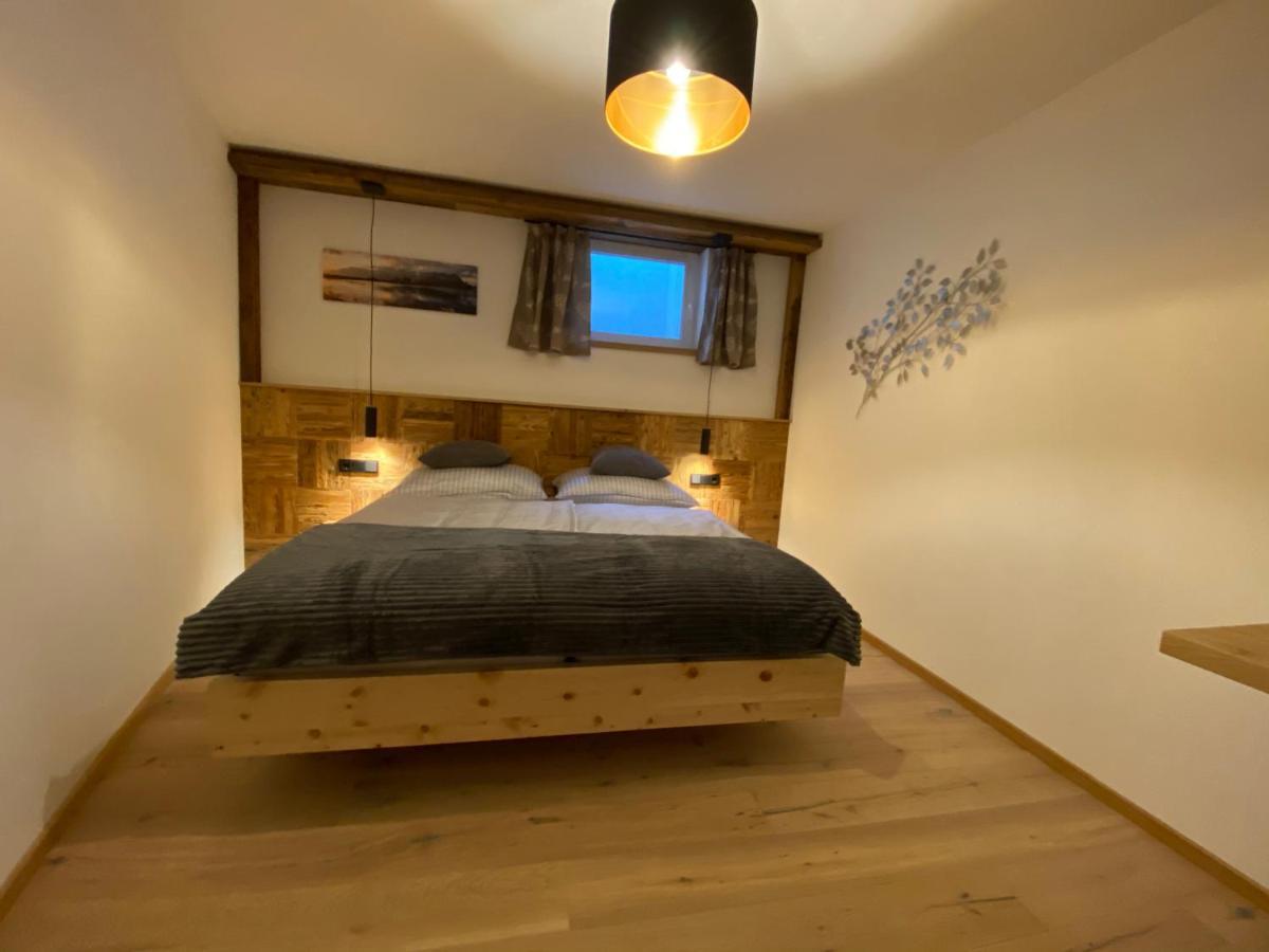 פיברברון Appartement Holznest מראה חיצוני תמונה